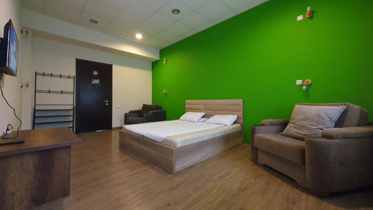 Your Home Hotel Tbilisi Eksteriør bilde