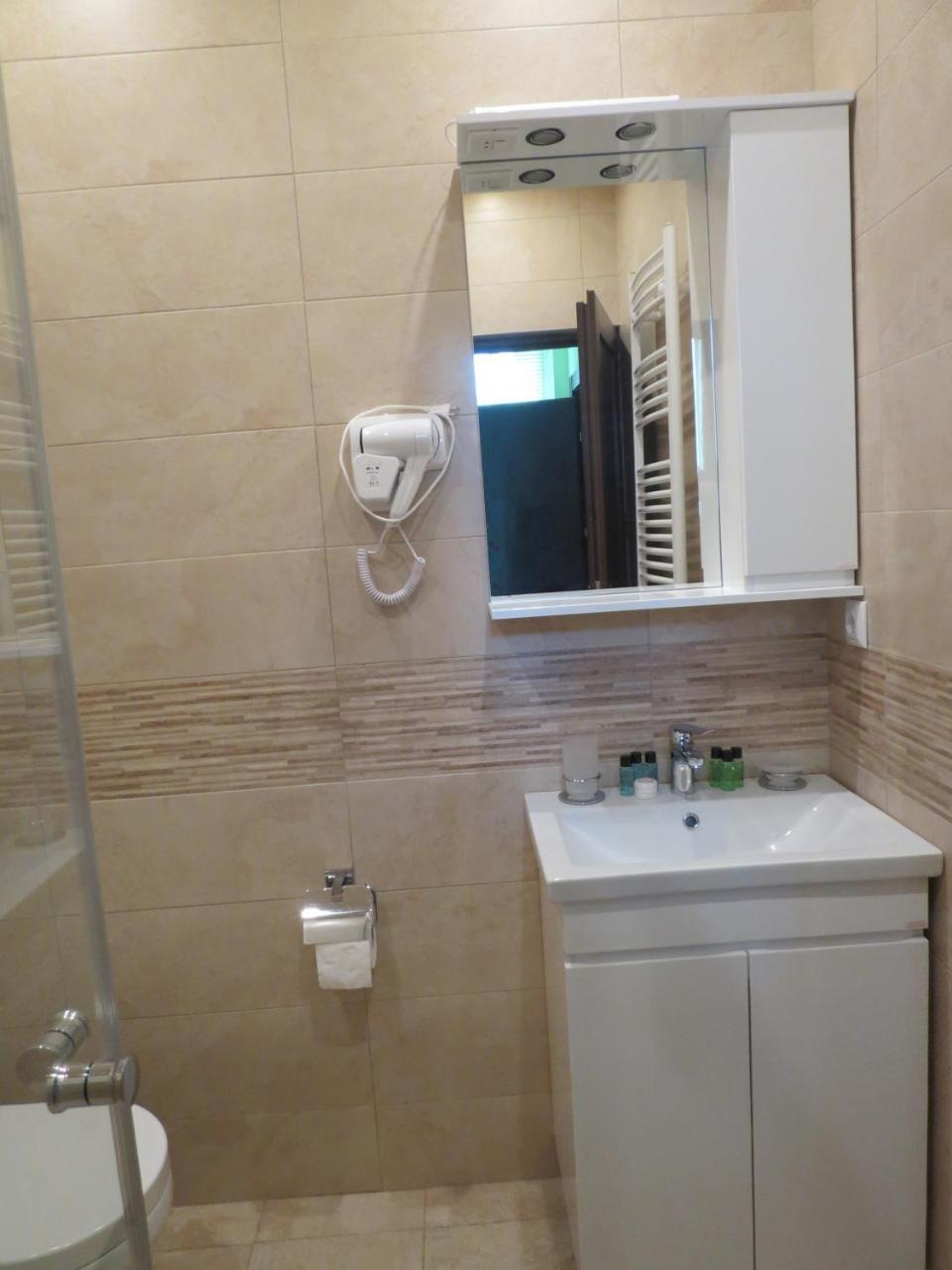 Your Home Hotel Tbilisi Eksteriør bilde
